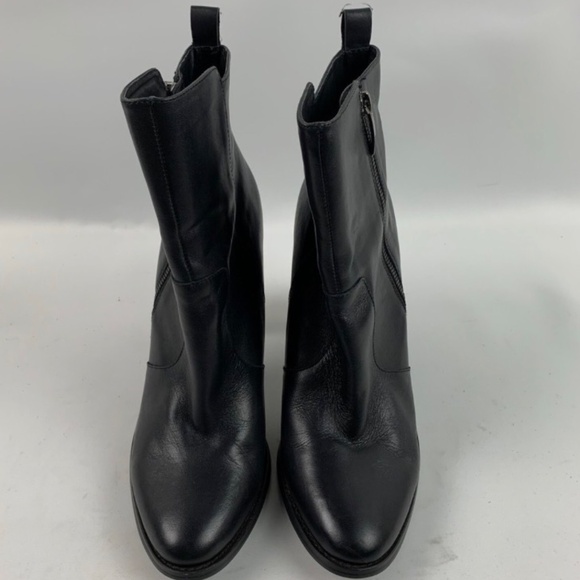 Steve Madden Roooler Booties - Picture 3 of 10